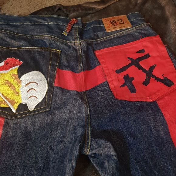 Evisu Jeans - Picture 5 of 6